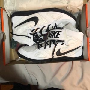 Never worn size 11 Nike shoes